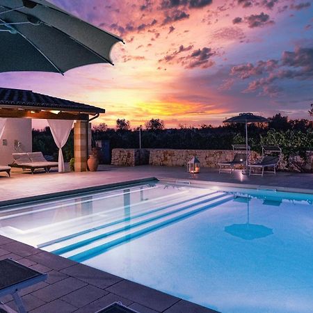 Masseria Tenuta Flora Maria 莱韦拉诺 外观 照片