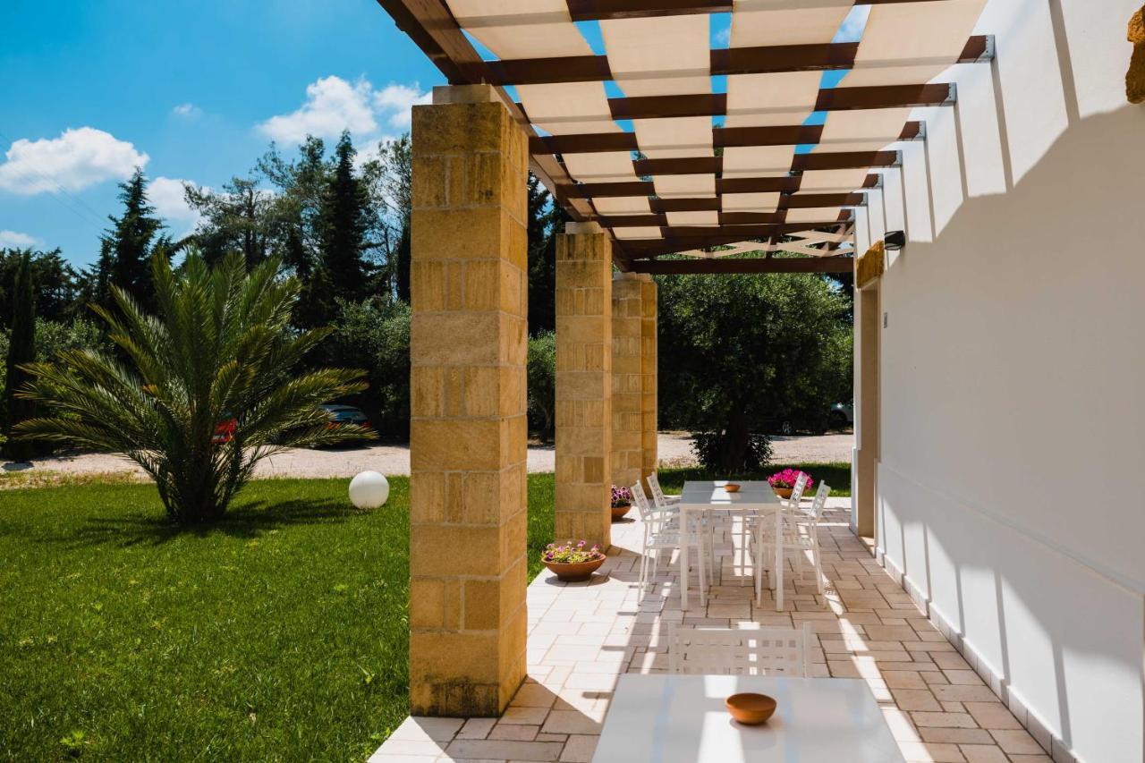 Masseria Tenuta Flora Maria 莱韦拉诺 外观 照片