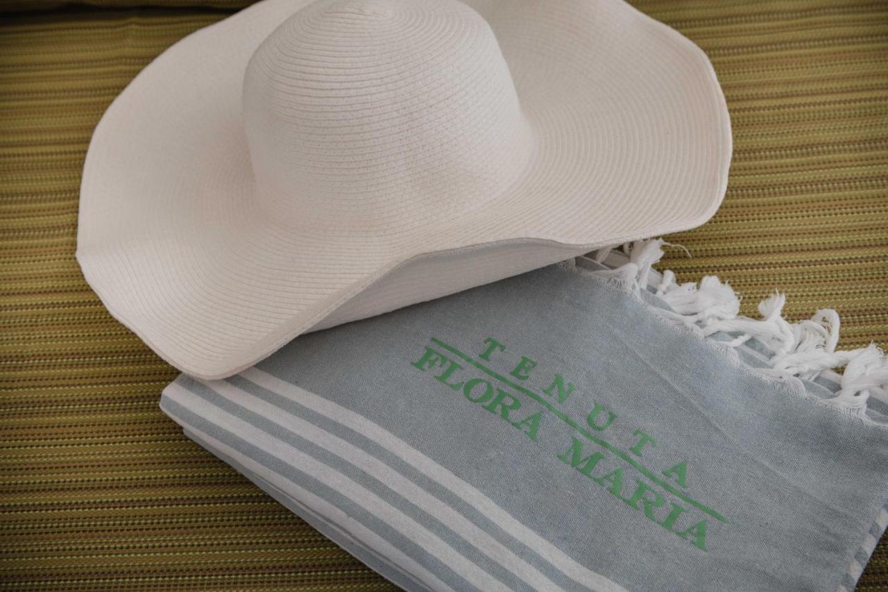 Masseria Tenuta Flora Maria 莱韦拉诺 外观 照片